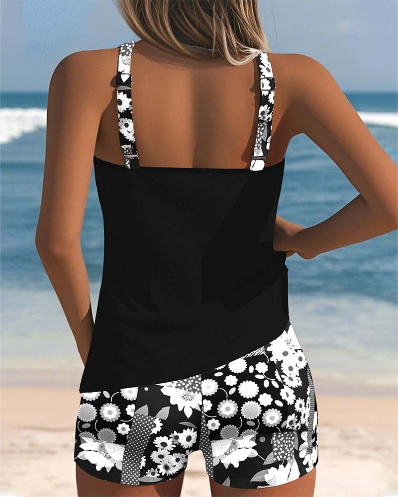 Melanie Two-Piece Swimsuit with Comfortable Fit and Floral Beach Style