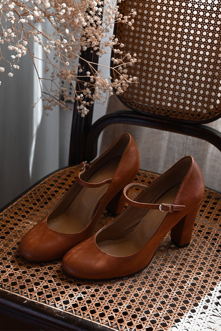 Bravina Daily Sandals with Low Heel