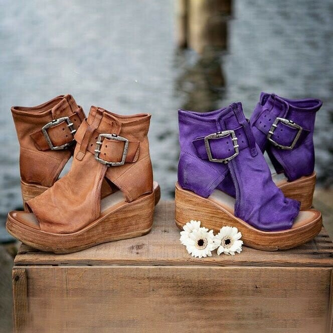 Dawn Wedge Sandals with Buckle in Boho Style